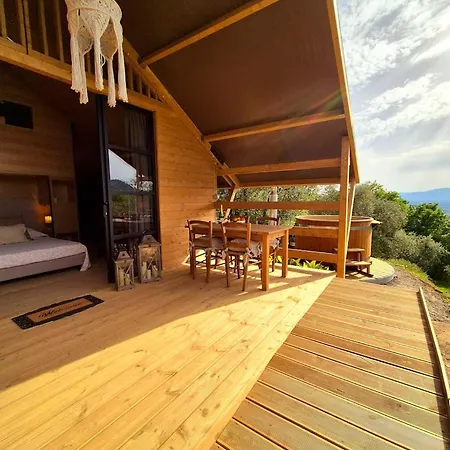Glamping Rosso Baccara Monsummano Terme