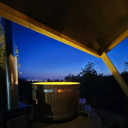 Glamping Rosso Baccara Monsummano Terme