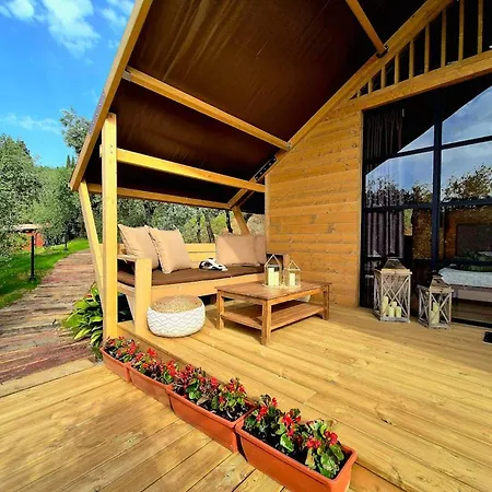 Glamping Rosso Baccara Monsummano Terme
